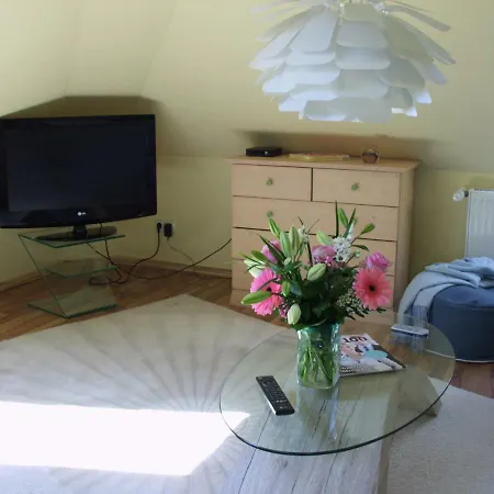 Ferienwohnung Ullo's Schwalbennest Apartment *